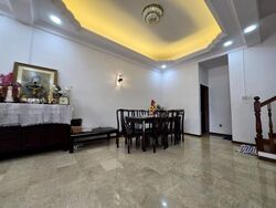 Onan Road (D15), Terrace #612757611